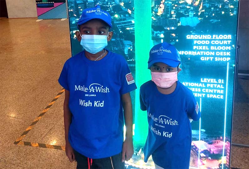 We Wish to Visit the Lotus Tower