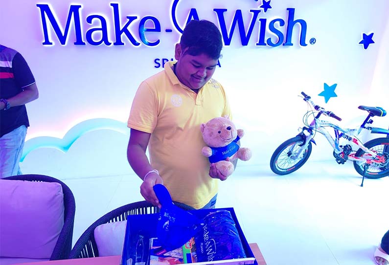 I Wish to Have a Bicycle with Gears & a Blue & White Pair of Shoes